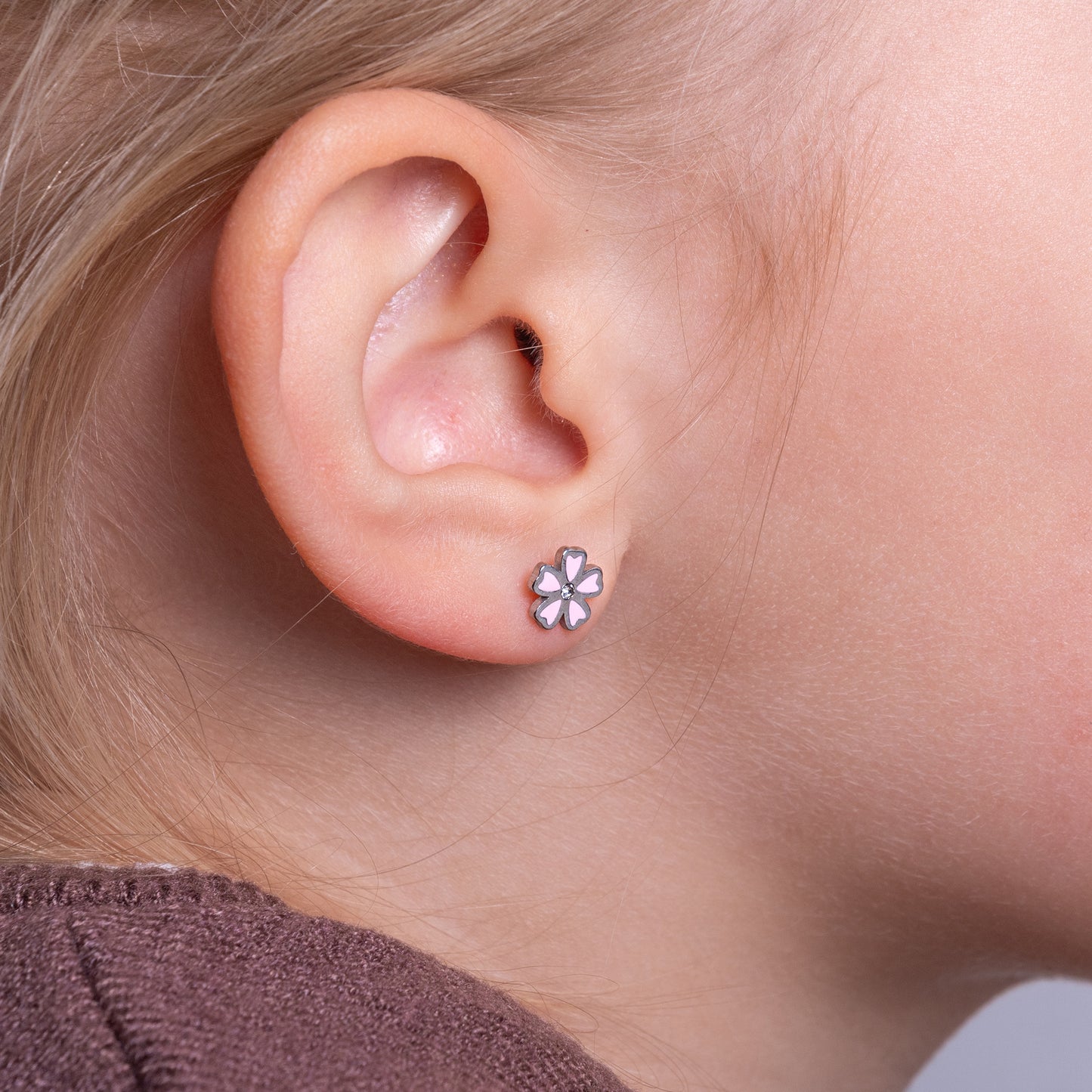 Kinder oorbellen roze bloem met diamant – met platte achterkant