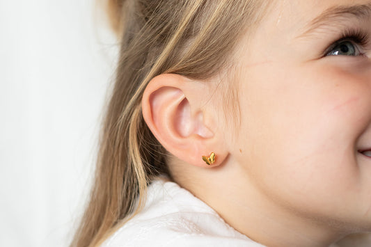 Nazorg voor pas geschoten oorbelgaatjes – zo voorkom je infecties