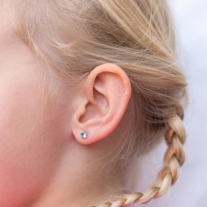 Kinder oorbellen blauwe diamant – met platte achterkant