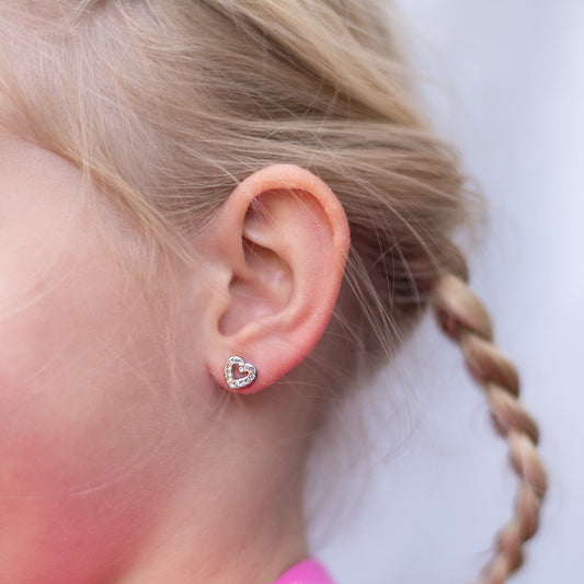 Kinder oorbellen diamanten hartjes – met platte achterkant
