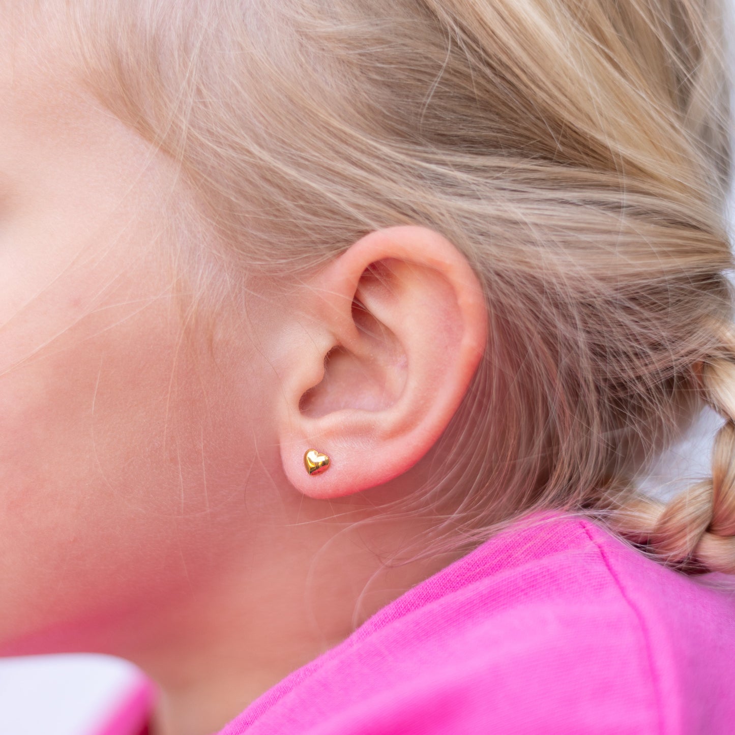 Kinder oorbellen hartjes – met platte achterkant